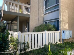 Building Photo - 286 Oak Leaf Dr