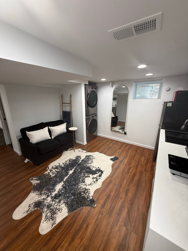 Building Photo - 1215 Savannah St SE