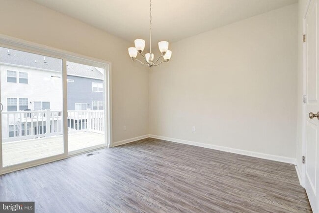 Building Photo - 3108 Laurel Hl Rd