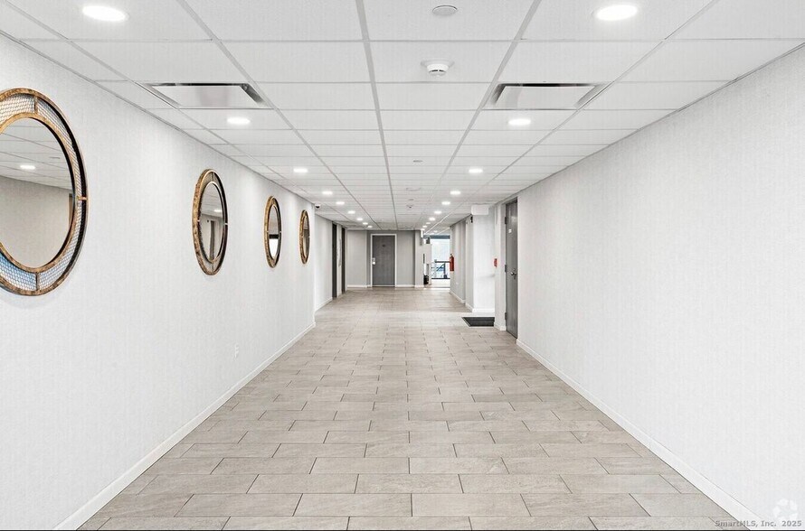 Building Photo - 225 Lordship Blvd