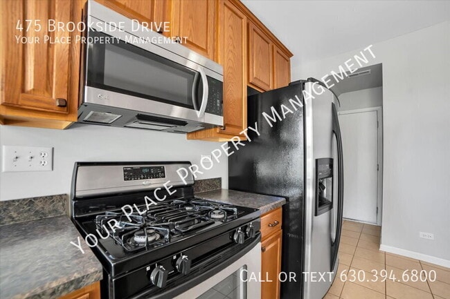 Building Photo - 475 Brookside Dr