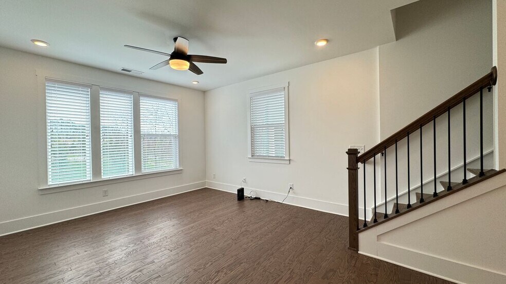 Building Photo - 1585 Layton Ln NW