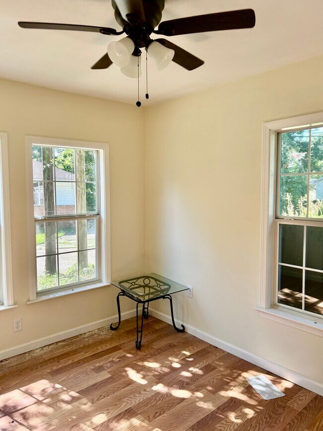 Building Photo - Renovated Shotgun Home