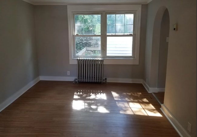 Building Photo - Adorable 3 Bedroom Home for RENT in Beechview