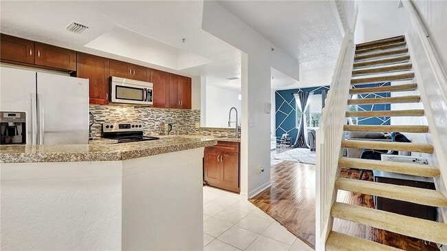 Building Photo - 771 SW 148th Ave