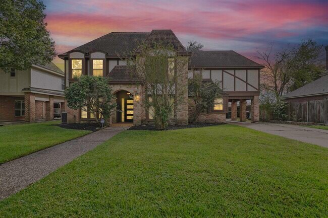 Primary Photo - 20631 Cranfield Dr