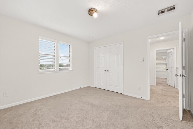 Building Photo - 21454 Piralta Ridge Ln