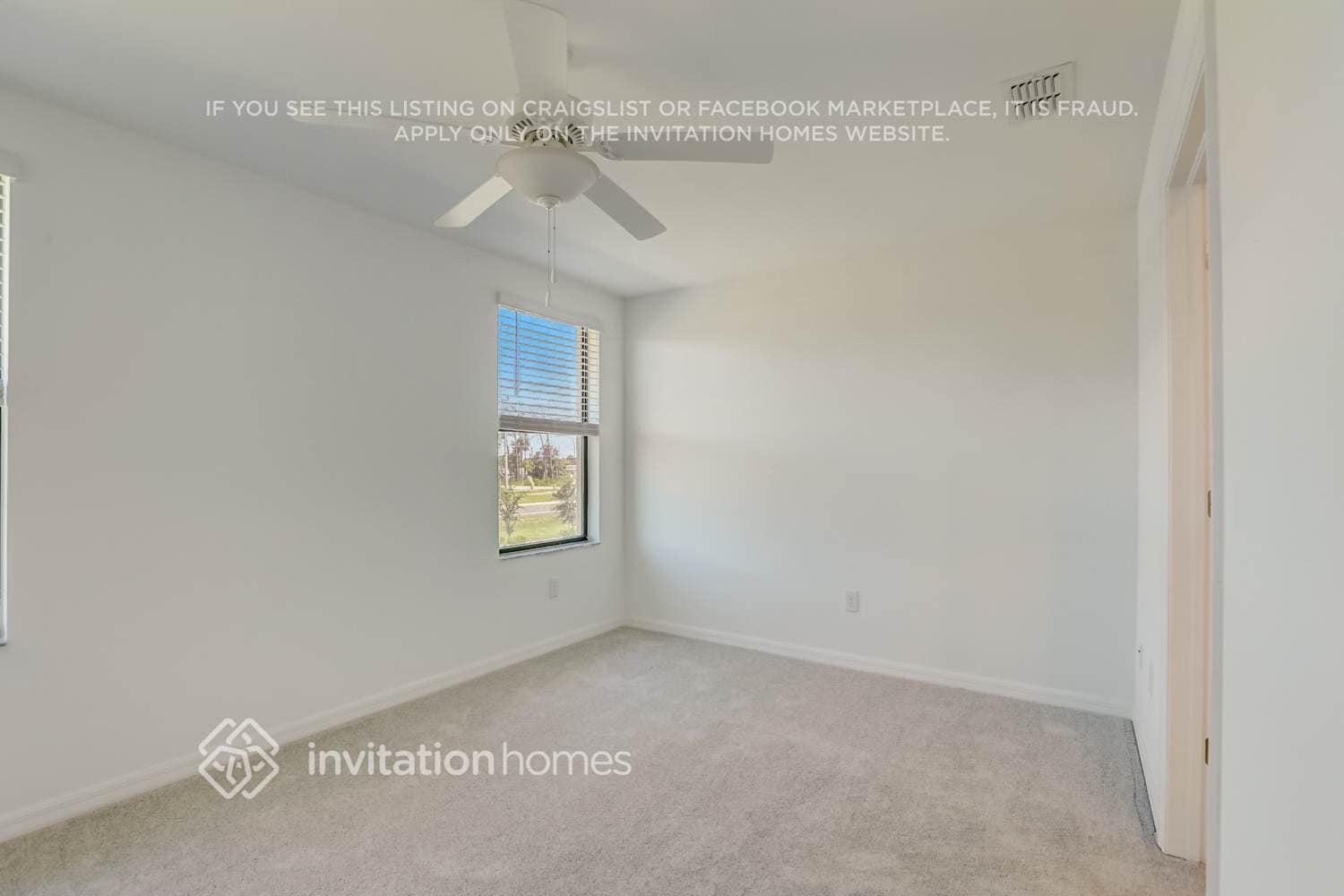 Building Photo - 2065 E Landings Wy