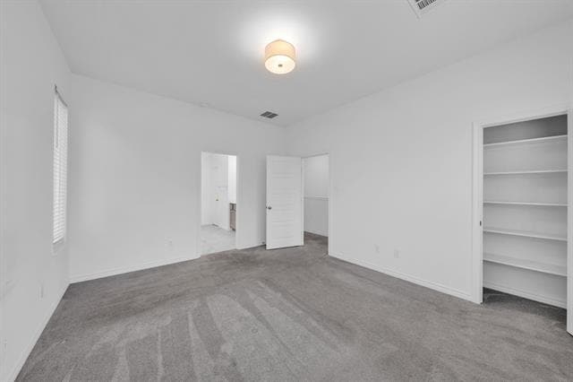 Building Photo - 2825 Stanley Ave