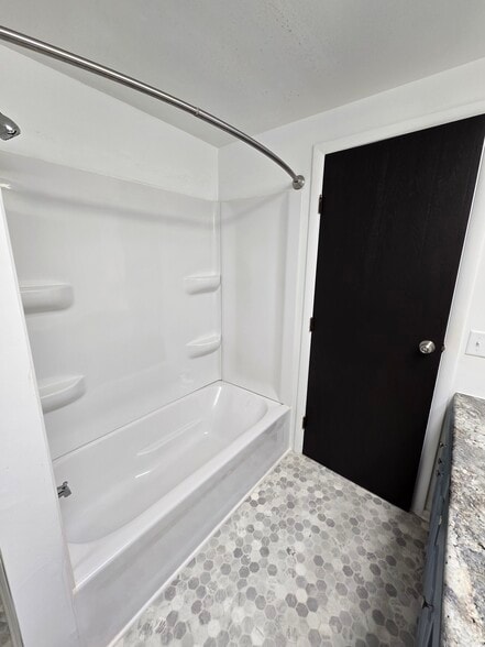 Building Photo - 162 Chris Drive