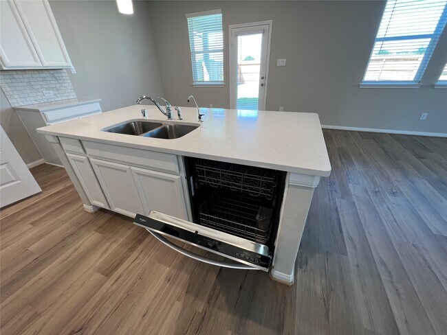 Building Photo - 5635 Giving Grace Wy