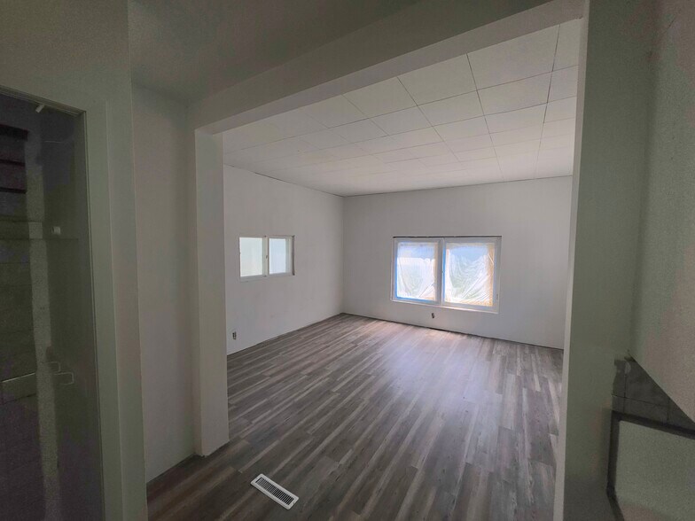 Building Photo - 3326 S Lenox St