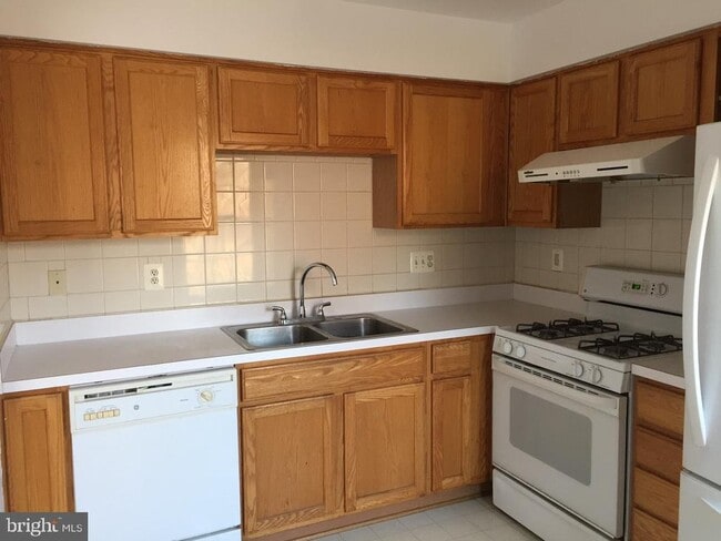 Building Photo - 11317 Amberlea Farm Dr