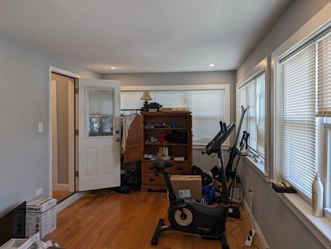 Building Photo - 11 Kearney St