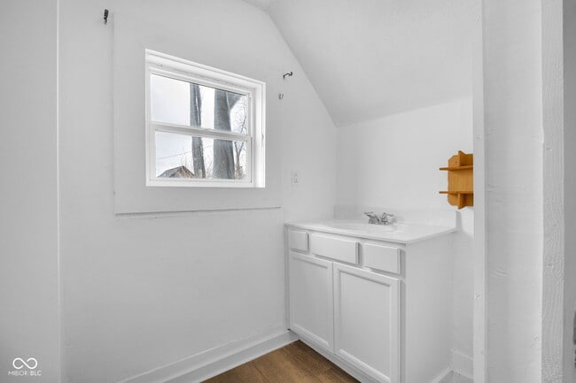 Building Photo - 2619 Guilford Ave