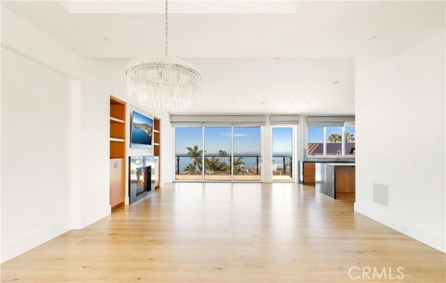 Building Photo - 420 Emerald Bay