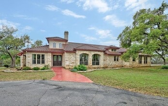 Building Photo - 2850 Mount Gainor Rd