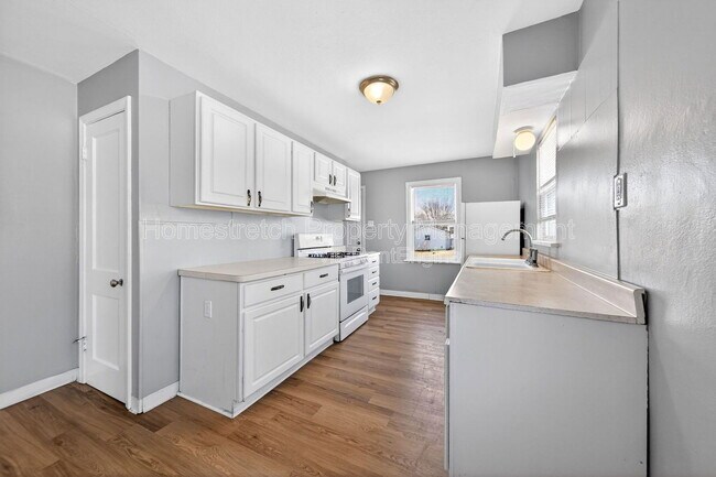 Building Photo - 1260 St Marie St