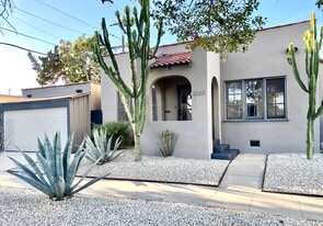 Building Photo - 3365 Tyburn St