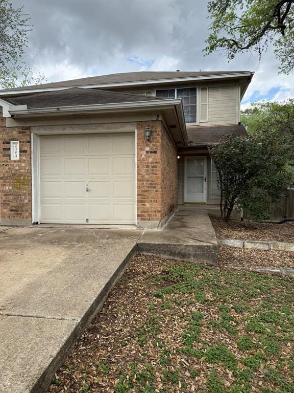 Building Photo - 2304 Granberry Dr