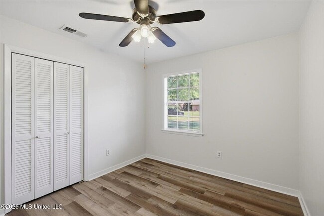 Building Photo - 131 Cypress Dr