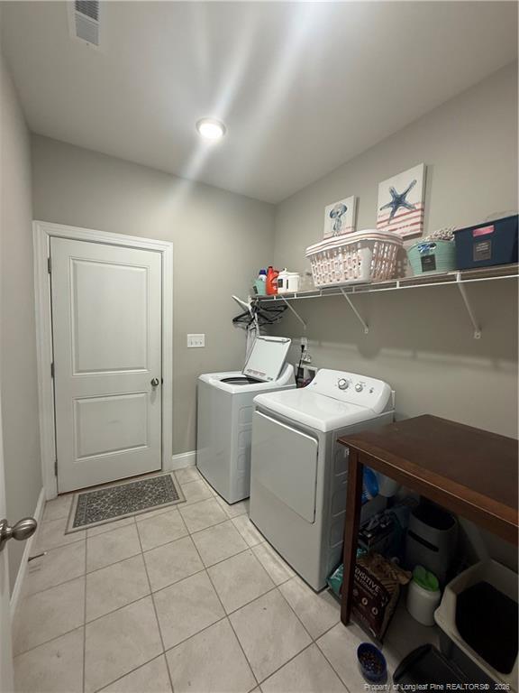 Building Photo - 150 Spruce Holw Cir