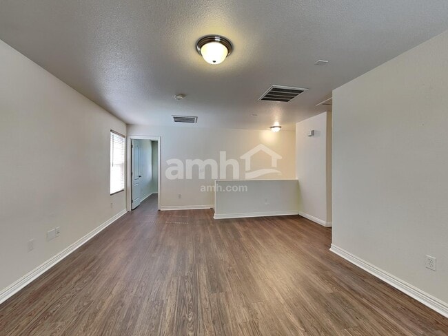 Building Photo - 771 W 300 S