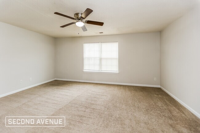 Building Photo - 5211 Hanover St