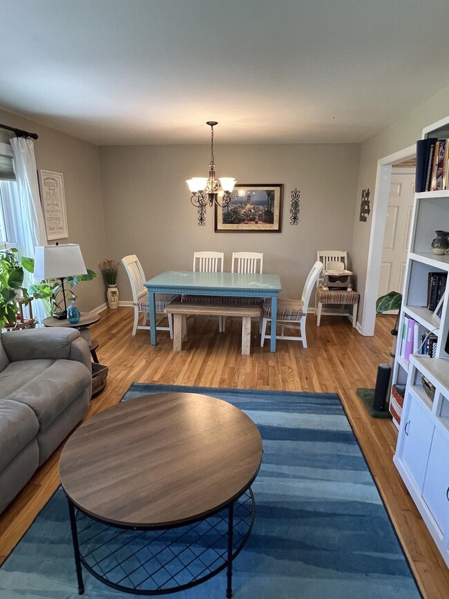 Building Photo - 601 E McKissock St