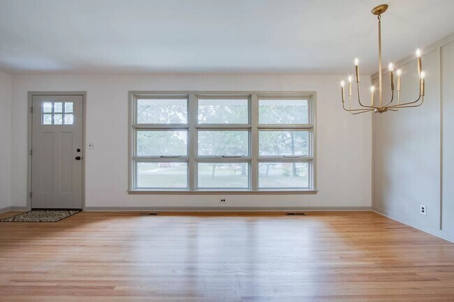 Building Photo - Cute 3BR Ranch in the Heart of Nashville