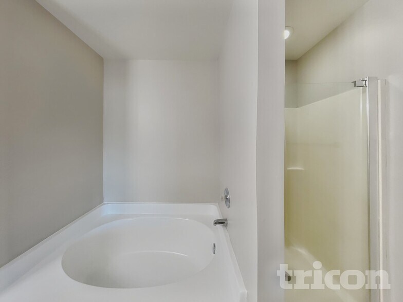 Building Photo - 3618 Jordan Mill Ct