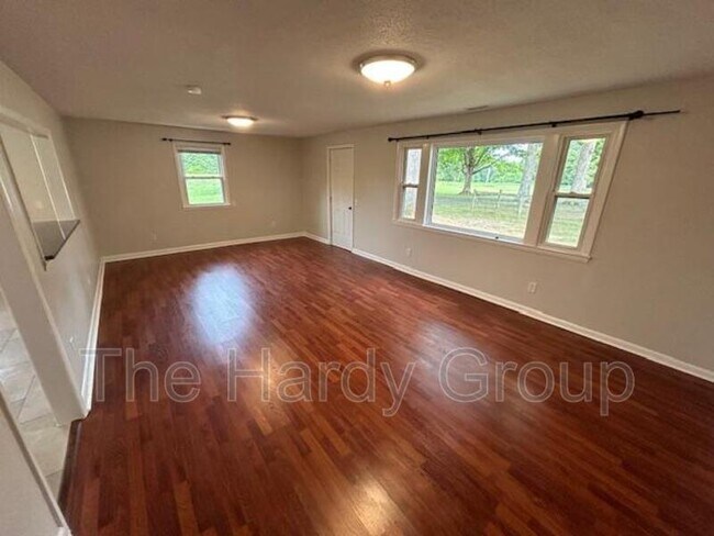 Building Photo - 173 Carroll Hollow Rd