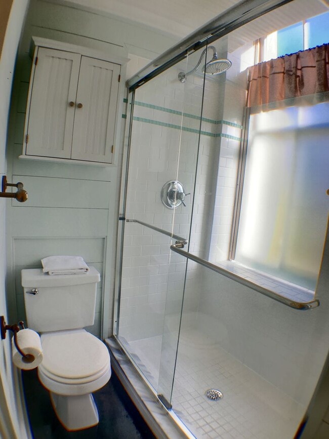 Building Photo - Fully Furnished, All Inclusive 1 Bedroom, 1 Bath Condo In the Heart of Downtown Charleston