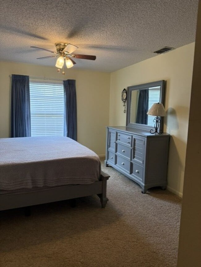 Building Photo - FURNISHED RENTAL IN GATED ORANGE BLOSSOM RANCH