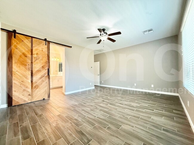 Building Photo - 4336 E Mesquite St