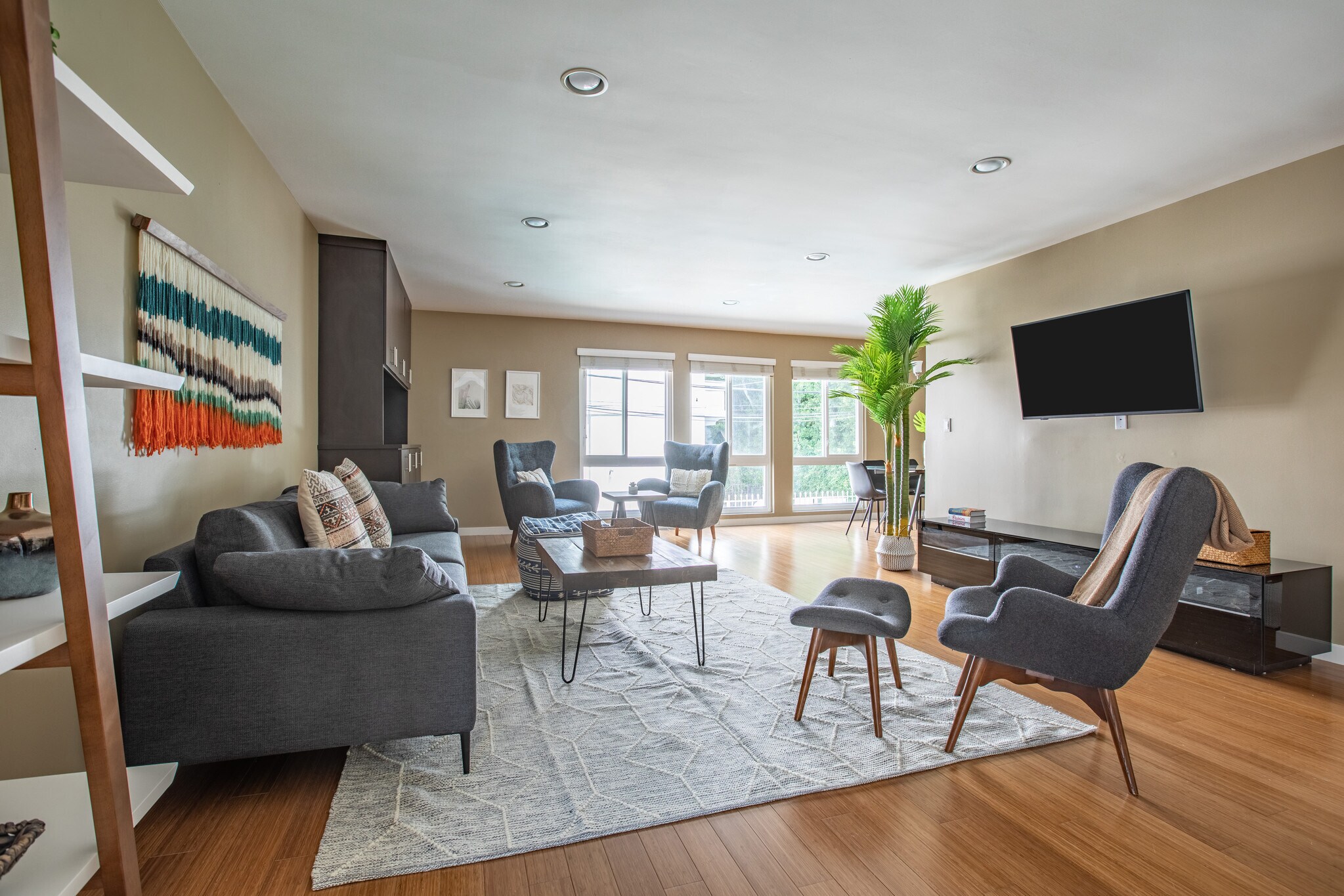 Building Photo - 4407 Francis Ave