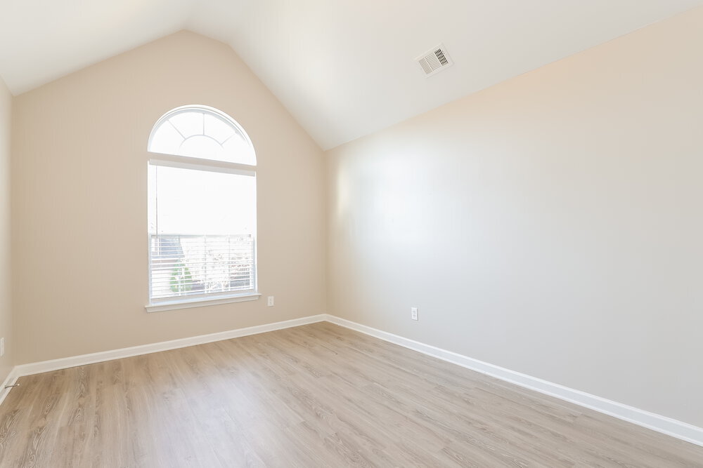 Building Photo - 675 Moonlight Way