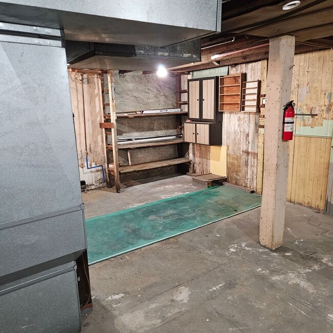 Building Photo - Bright 3 Bedroom, 1 Bath Home in Dallastown Schools!