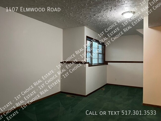 Building Photo - 1407 Elmwood Rd