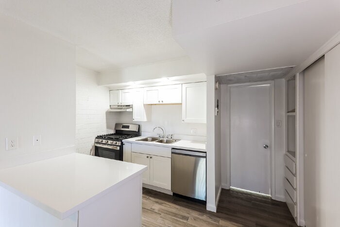 Building Photo - 6320 N 16th St