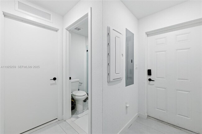 Building Photo - 26122 SW 145th ct