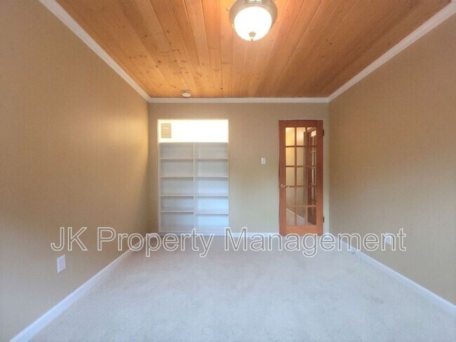 Building Photo - 1305 2nd Ave N