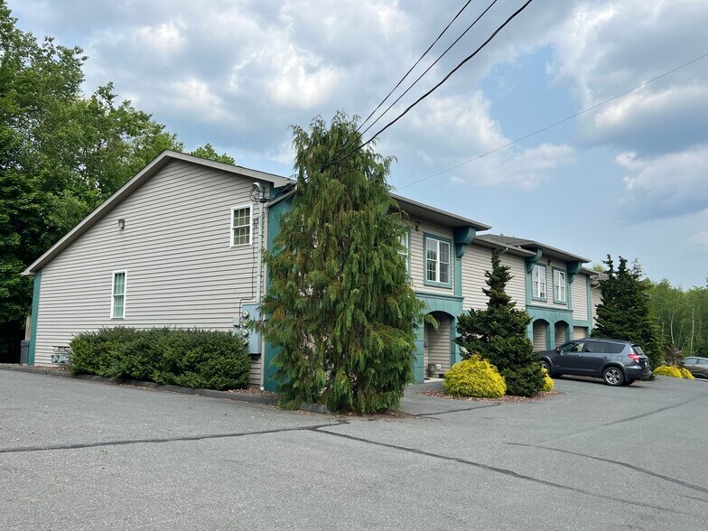Front of building - 67 Tiara Ct