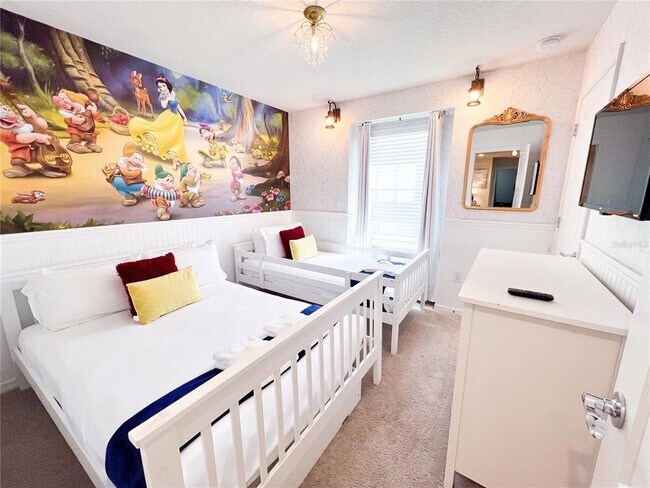 Building Photo - 2442 Dubai St