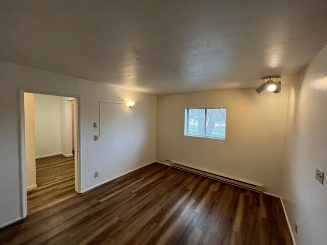 Building Photo - 2 Bedroom in Colllege Hill/Friendly Area