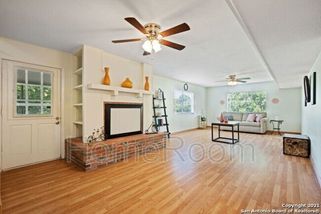 Building Photo - 8419 Buck Run
