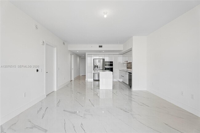 Building Photo - 1170 E Hallandale Beach Blvd
