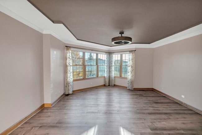 Building Photo - 4N550 School Rd