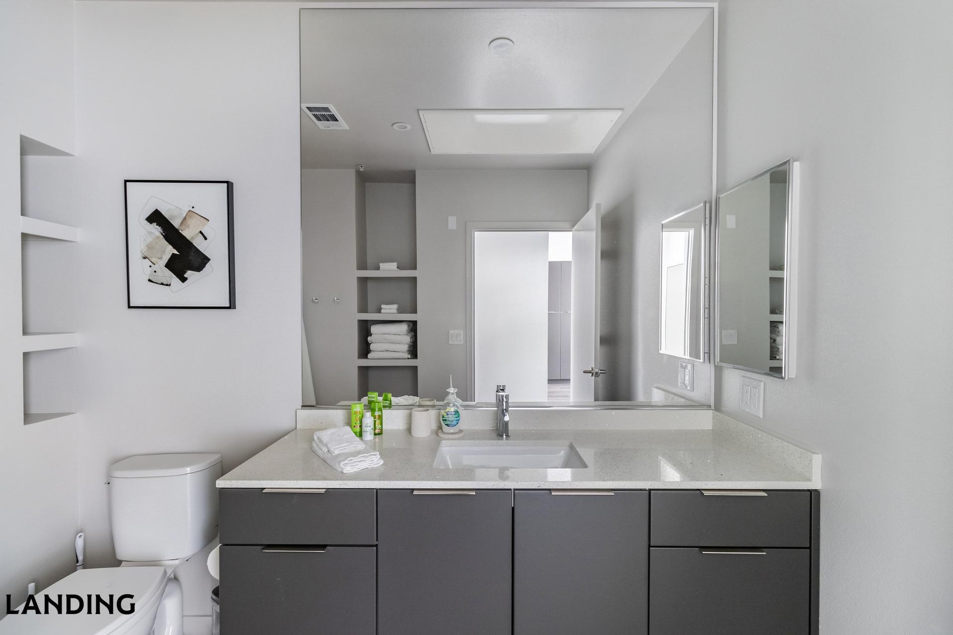 Building Photo - 2060 Experience Ave