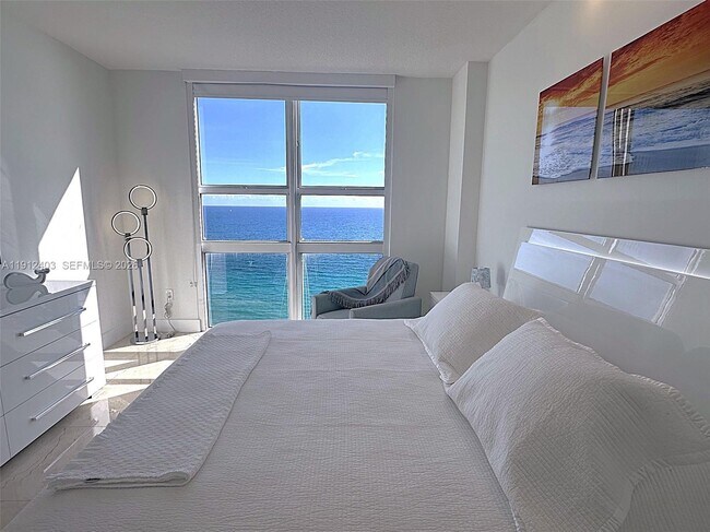 Building Photo - 2080 S Ocean Dr